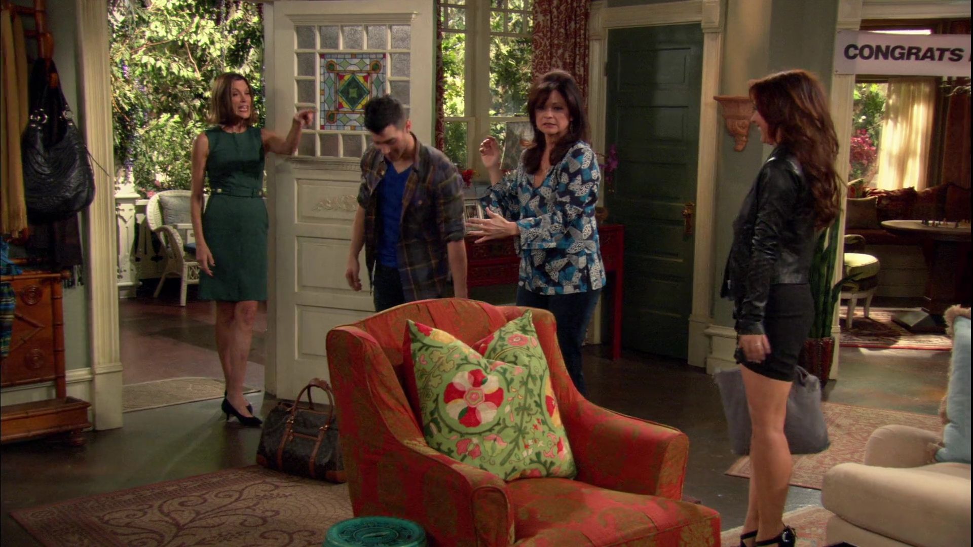 HotinCleveland-S03E09-019.jpg