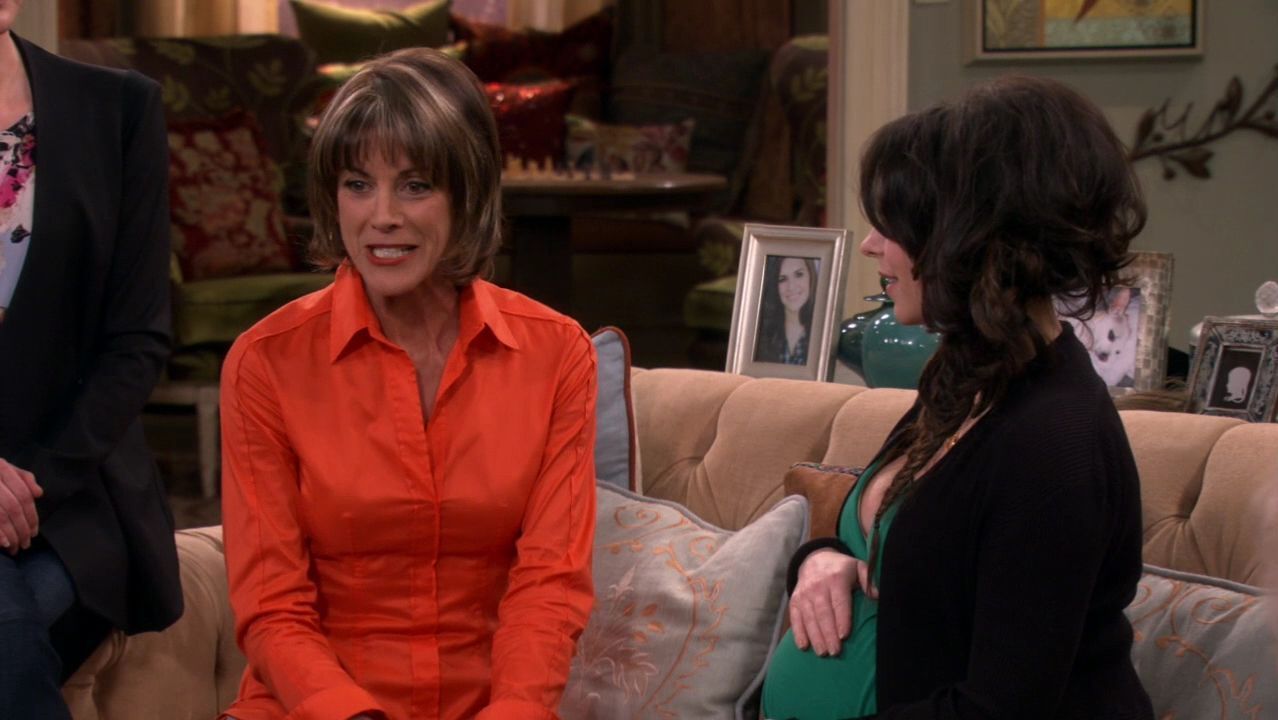 HotinCleveland-S05E05-032.jpg