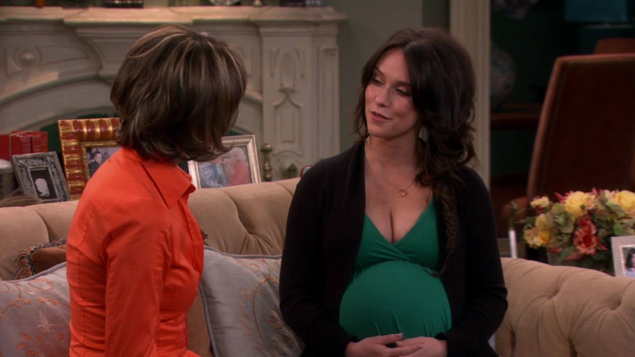 HotinCleveland-S05E05-039.jpg