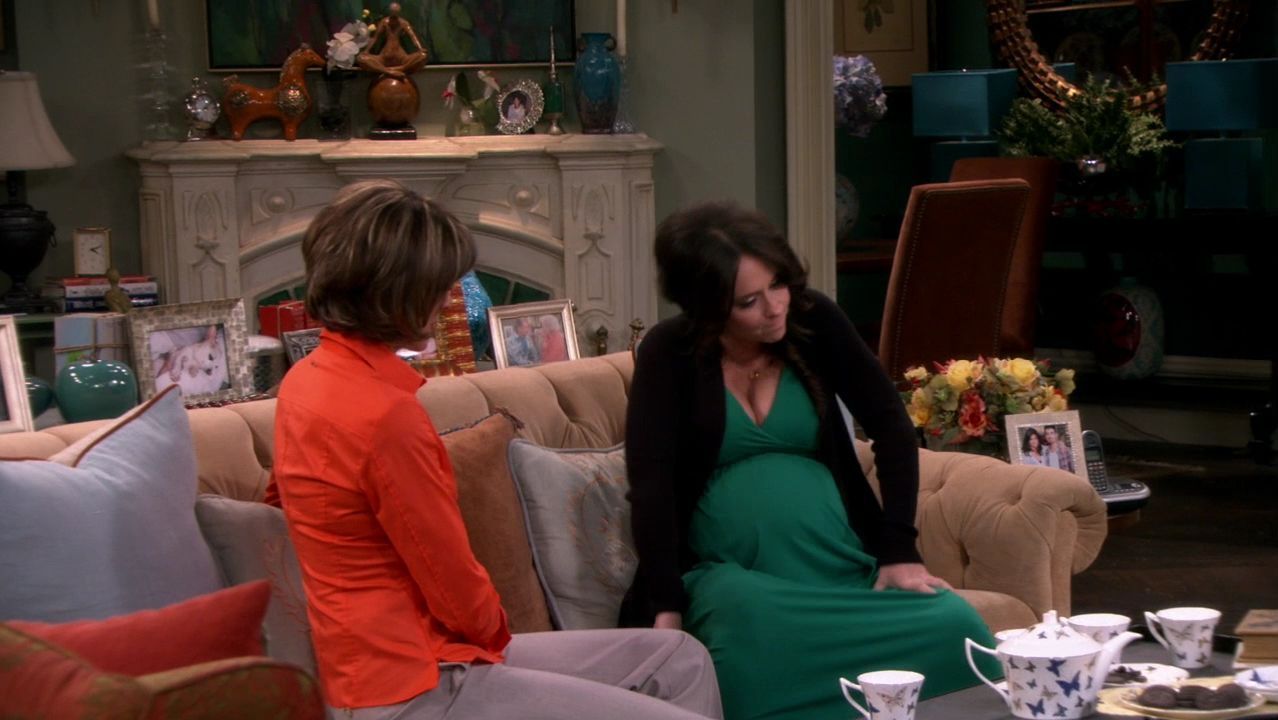 HotinCleveland-S05E05-113.jpg