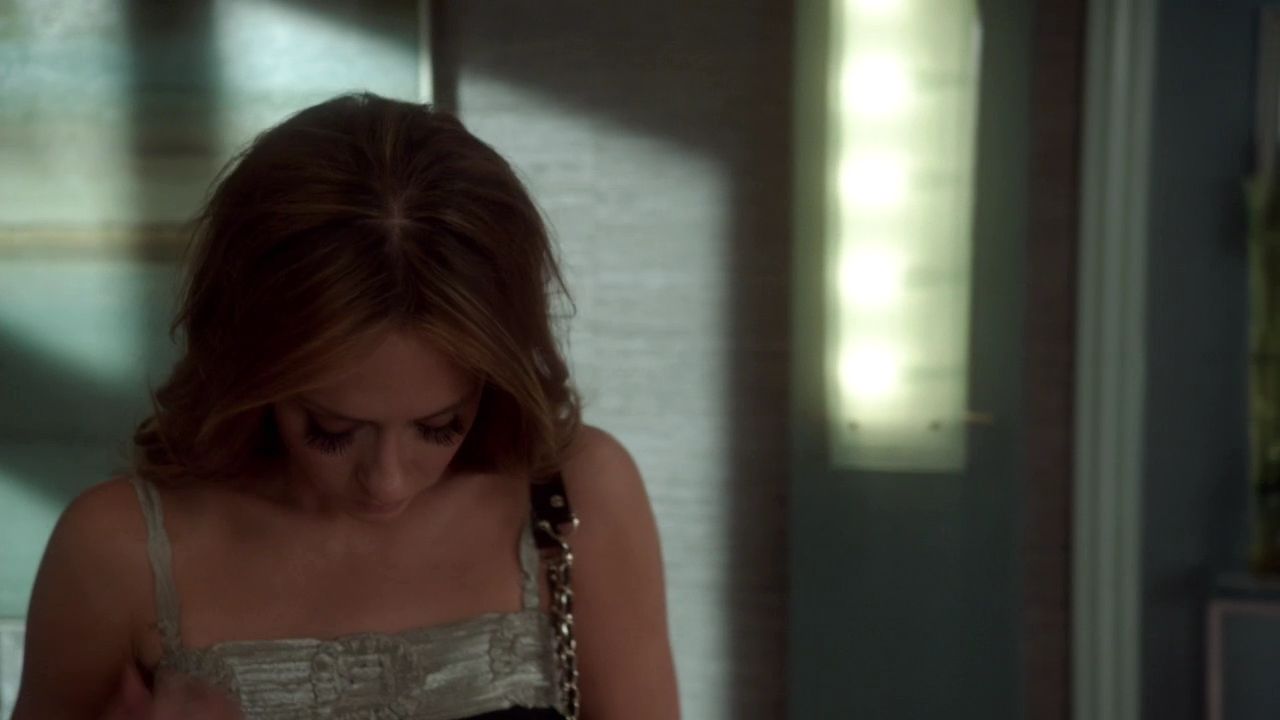 2012-TheClientList-S01E01-0175.jpg