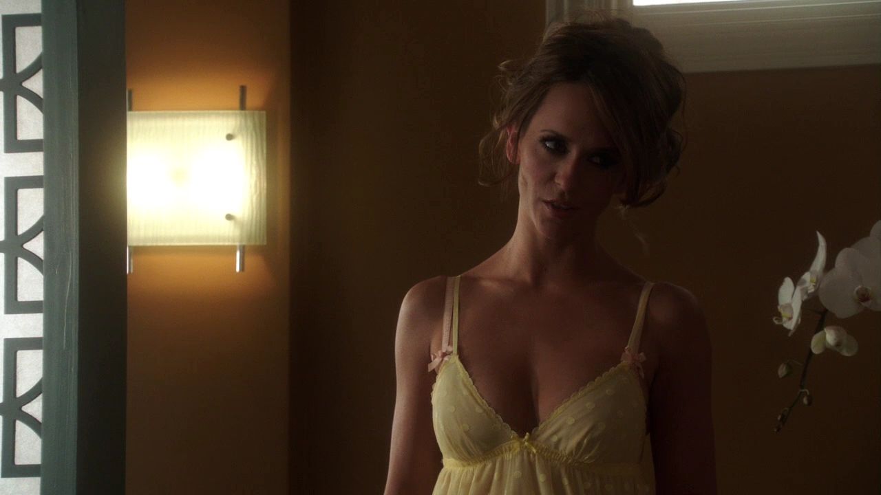 2012-TheClientList-S01E01-0453.jpg