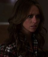 2012-TheClientList-S01E01-0350.jpg