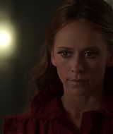 2012-TheClientList-S01E01-0442.jpg