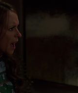 2012-TheClientList-S01E01-0830.jpg