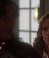 2012-TheClientList-S01E01-0867.jpg