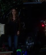 2012-TheClientList-S01E01-0880.jpg