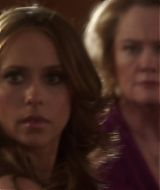 2012-TheClientList-S01E01-0990.jpg