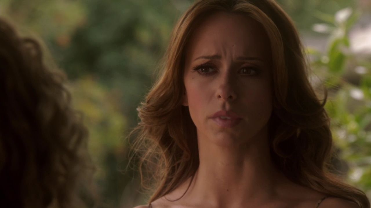 2012-TheClientList-S01E02-742.jpg