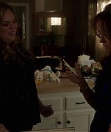 2012-TheClientList-S01E02-578.jpg