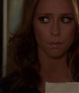 2012-TheClientList-S01E02-580.jpg