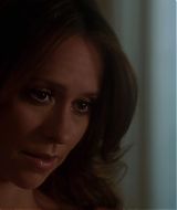 2012-TheClientList-S01E02-670.jpg