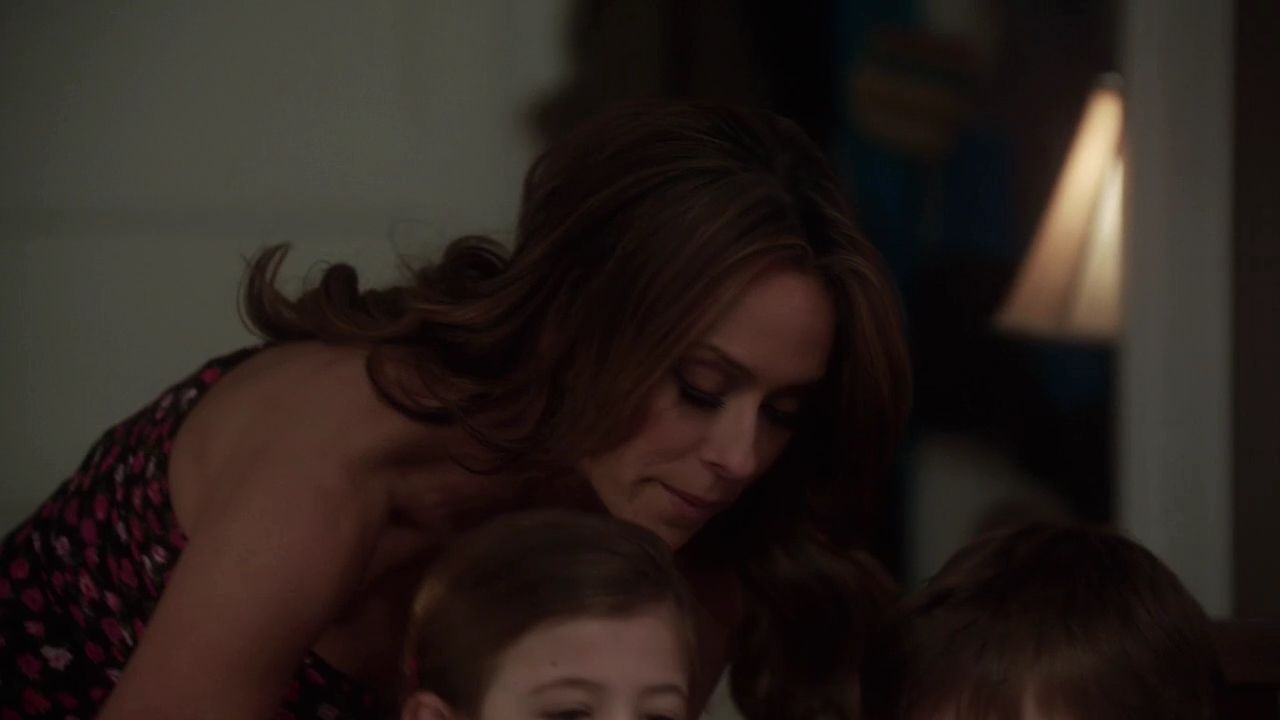 2012-TheClientList-S01E03-453.jpg