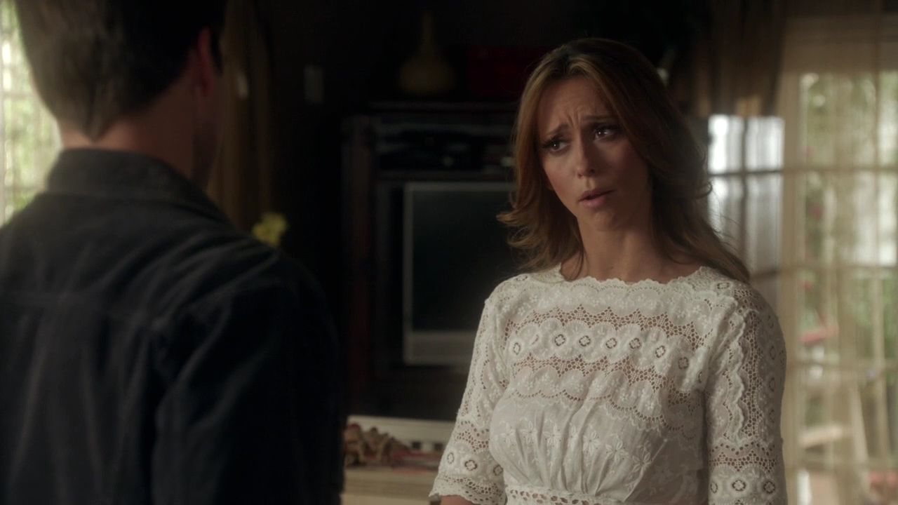 2012-TheClientList-S01E04-353.jpg