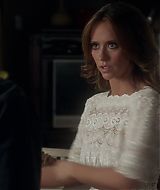 2012-TheClientList-S01E04-350.jpg