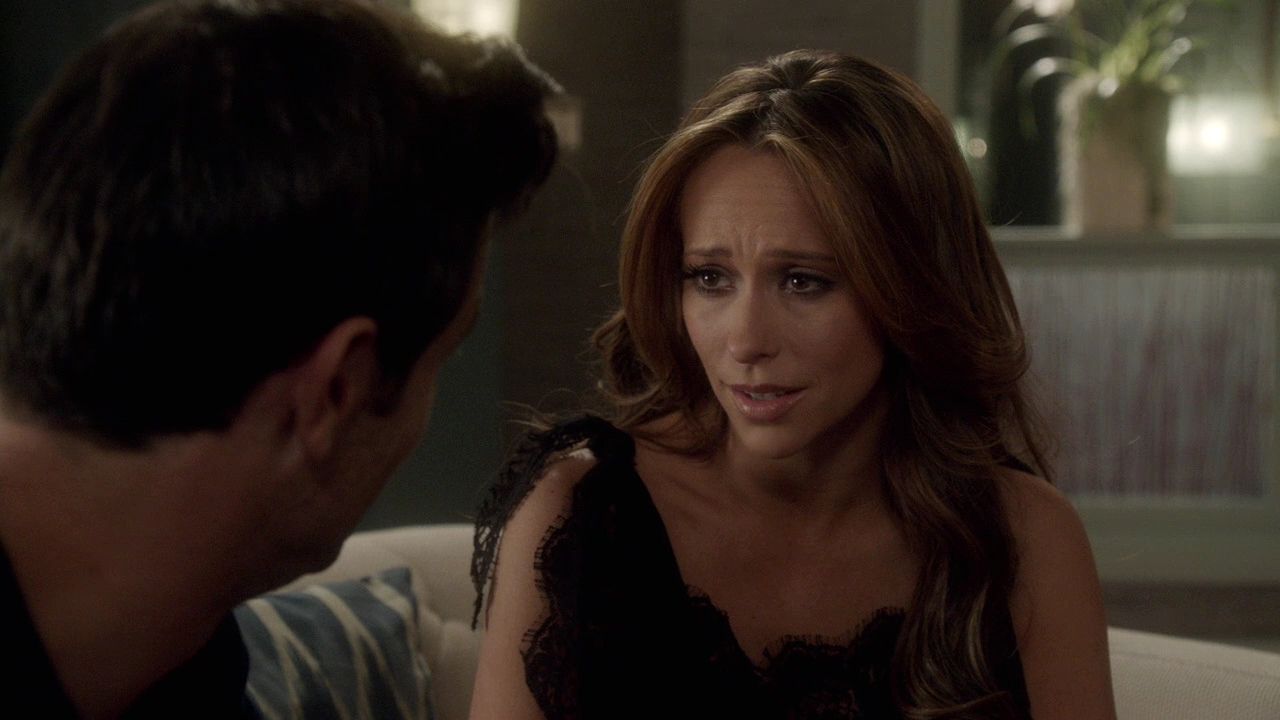 2012-TheClientList-S01E05-672.jpg