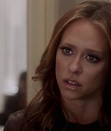 2012-TheClientList-S01E05-585.jpg