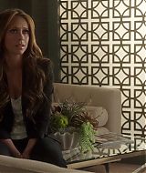 2012-TheClientList-S01E06-708.jpg