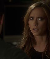 2012-TheClientList-S01E08-542.jpg