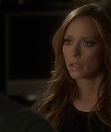 2012-TheClientList-S01E08-545.jpg