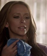 2012-TheClientList-S01E08-753.jpg