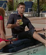 2012-TheClientList-S01E09-484.jpg