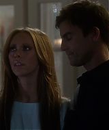 2012-TheClientList-S01E09-642.jpg