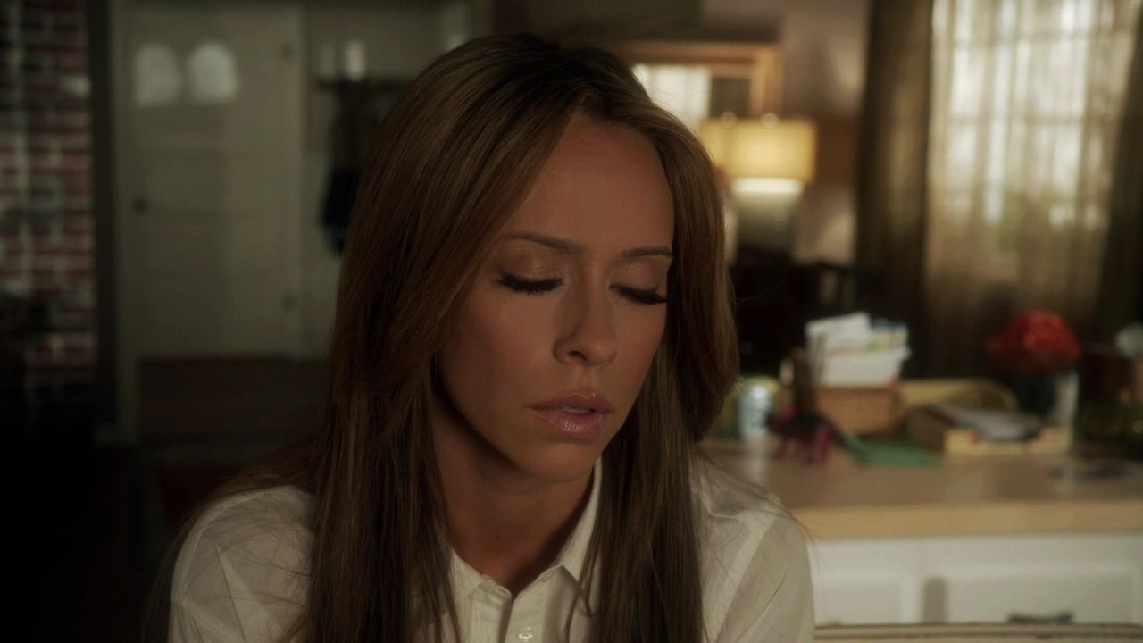 2012-TheClientList-S01E10-102.jpg