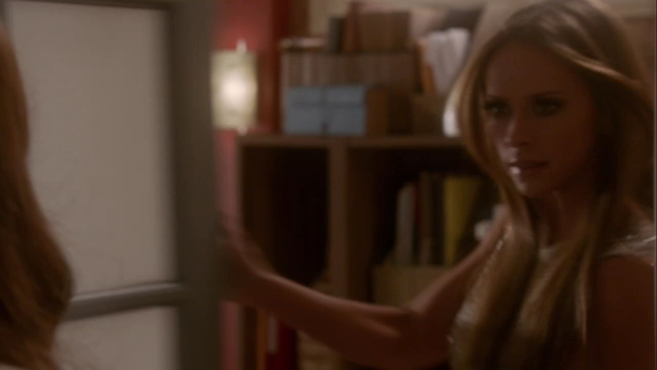 2012-TheClientList-S01E10-568.jpg