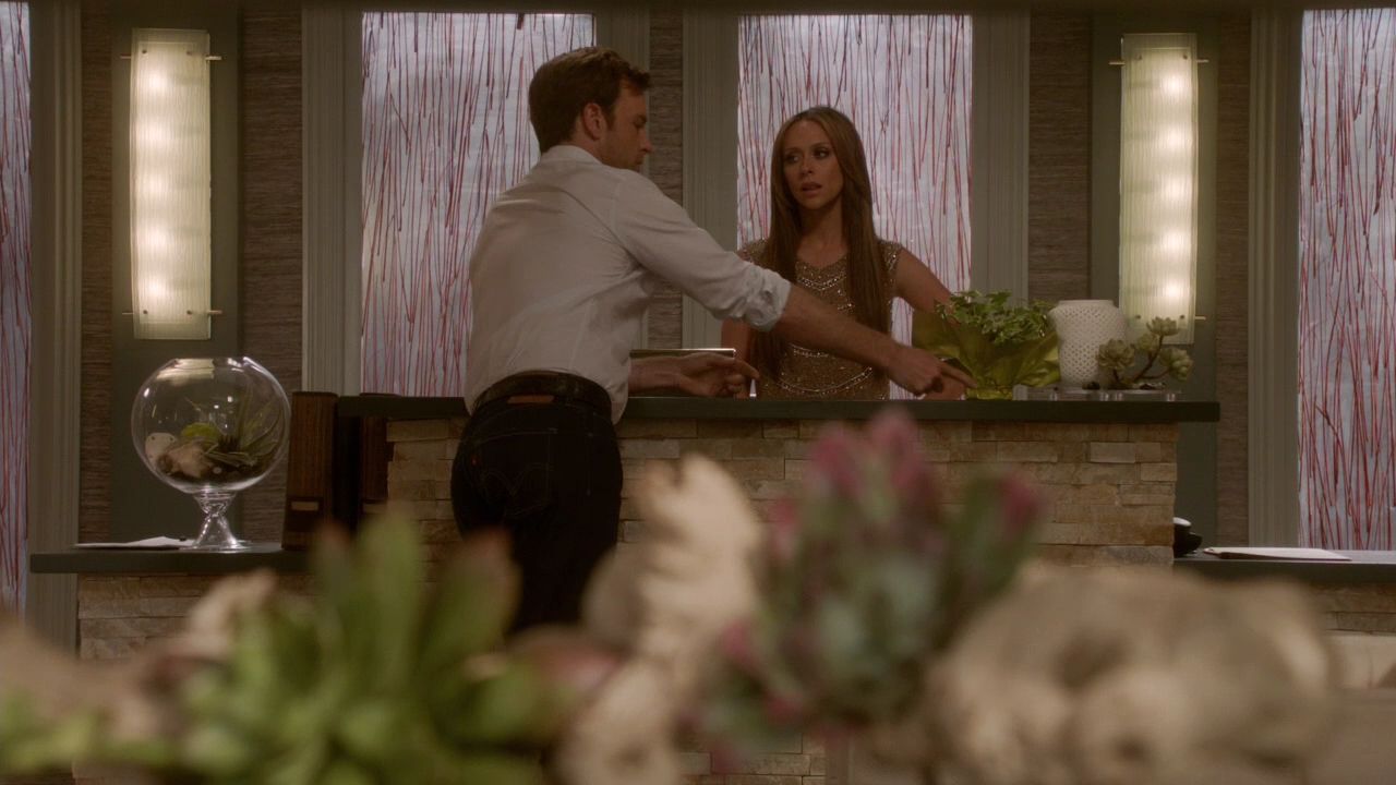 2012-TheClientList-S01E10-579.jpg