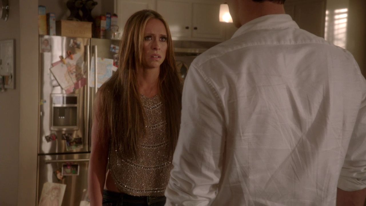 2012-TheClientList-S01E10-639.jpg