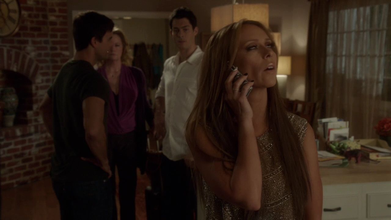 2012-TheClientList-S01E10-785.jpg