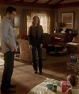 2012-TheClientList-S01E10-443.jpg