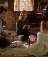 2012-TheClientList-S01E10-455.jpg