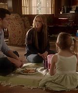 2012-TheClientList-S01E10-476.jpg