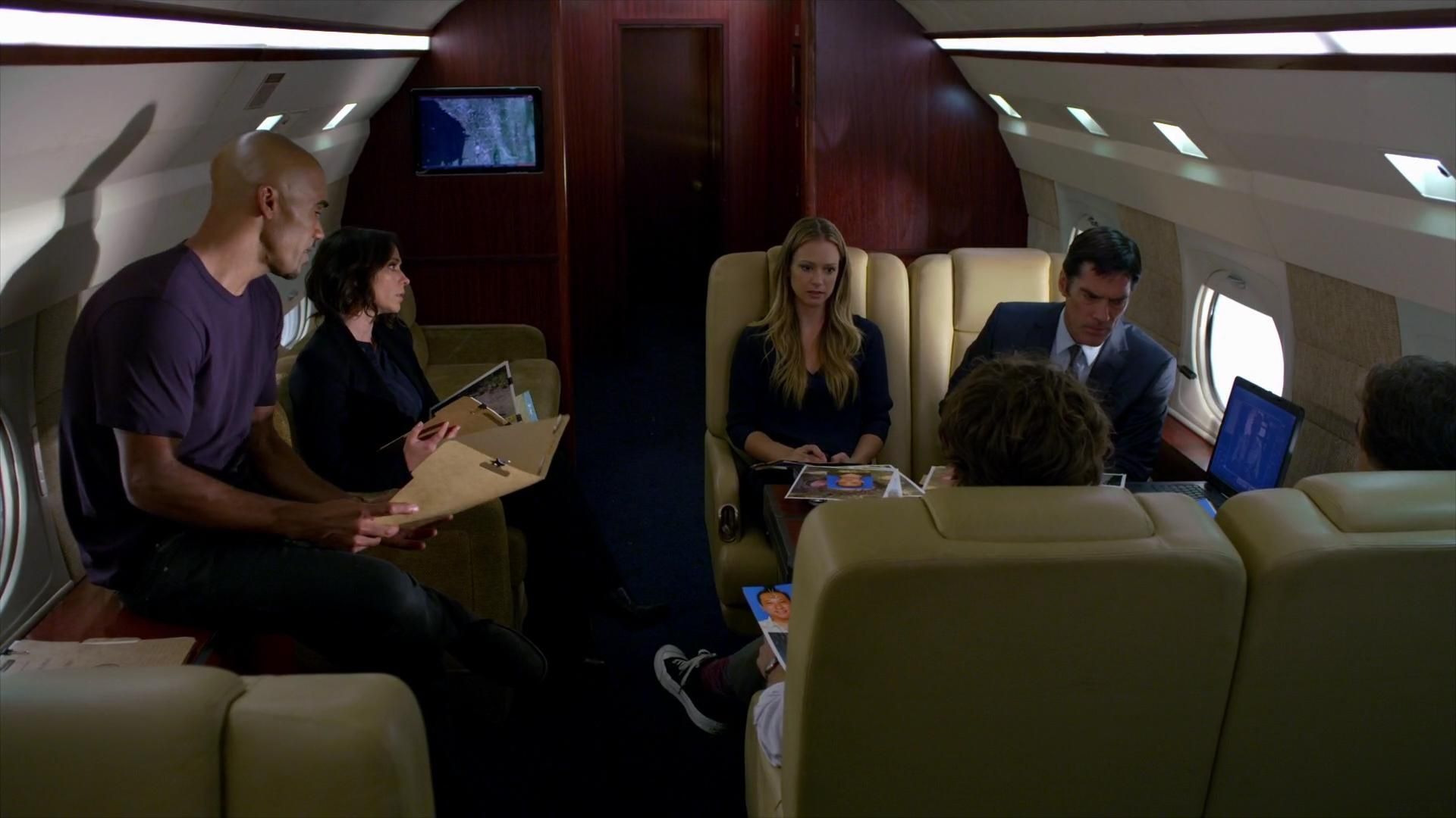 CriminalMinds-S10E02_027.jpg