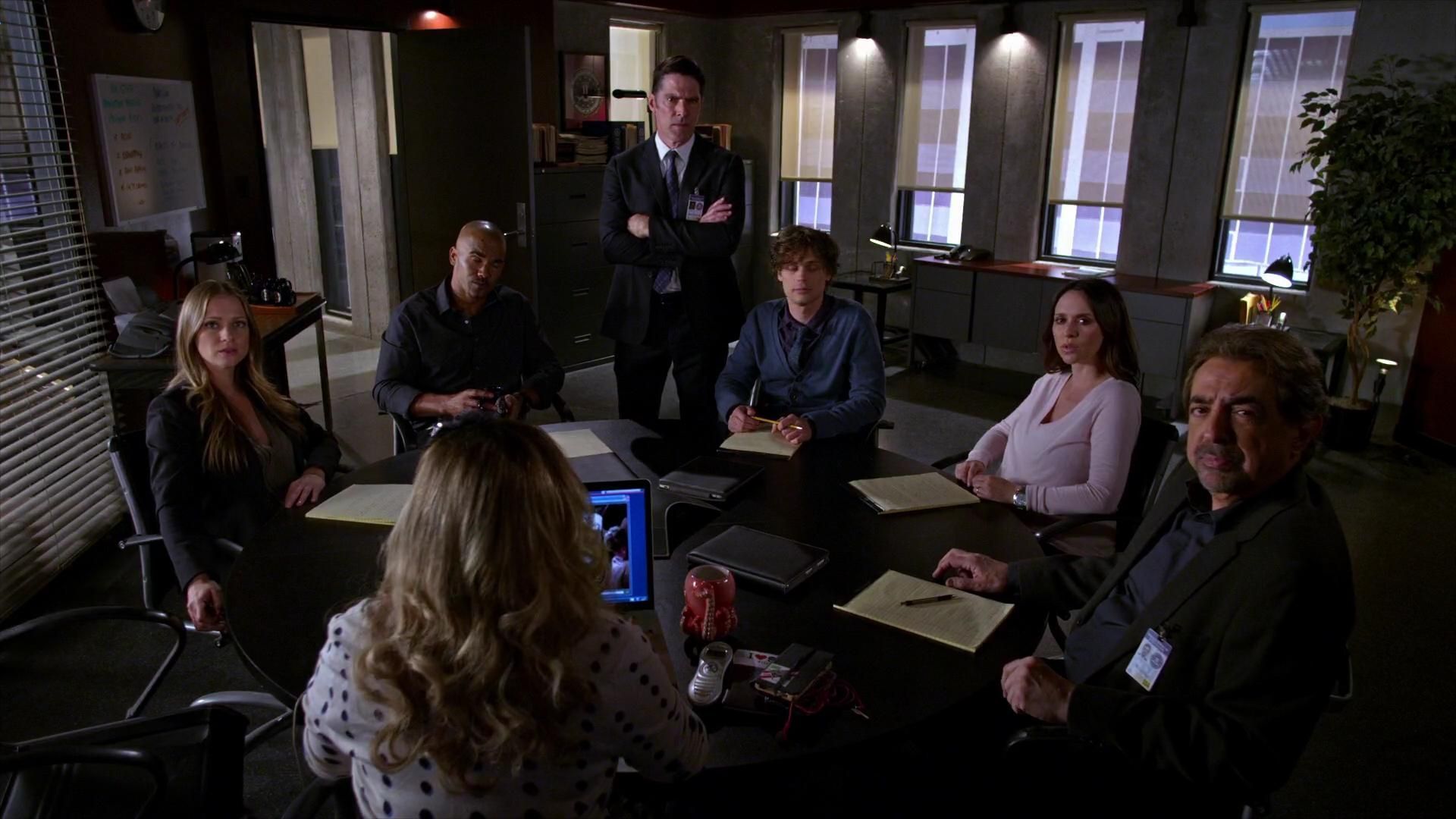 CriminalMinds-S10E20_018.jpg