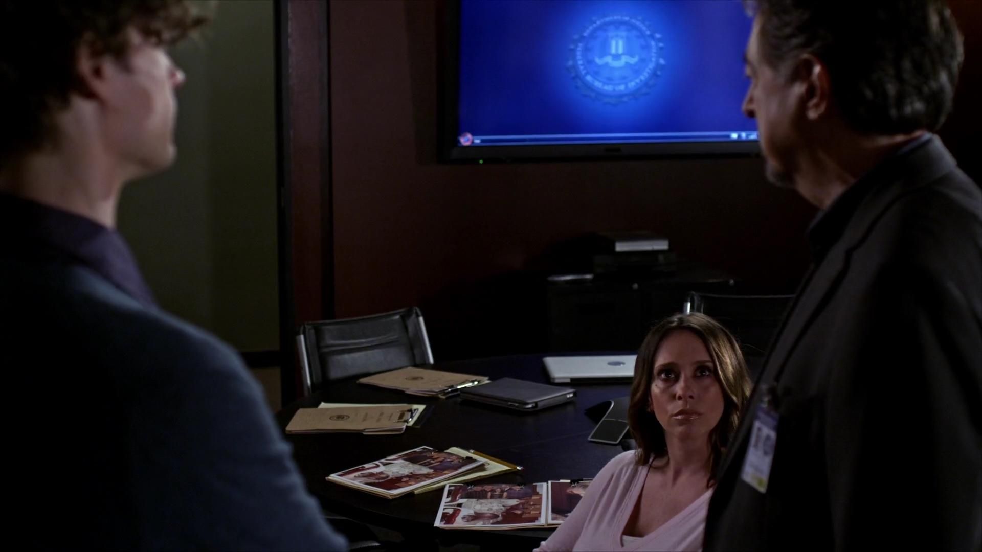 CriminalMinds-S10E20_074.jpg