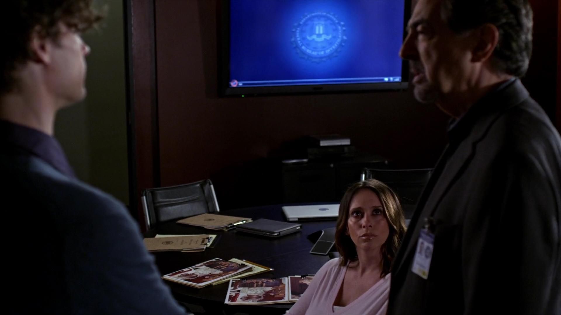 CriminalMinds-S10E20_075.jpg