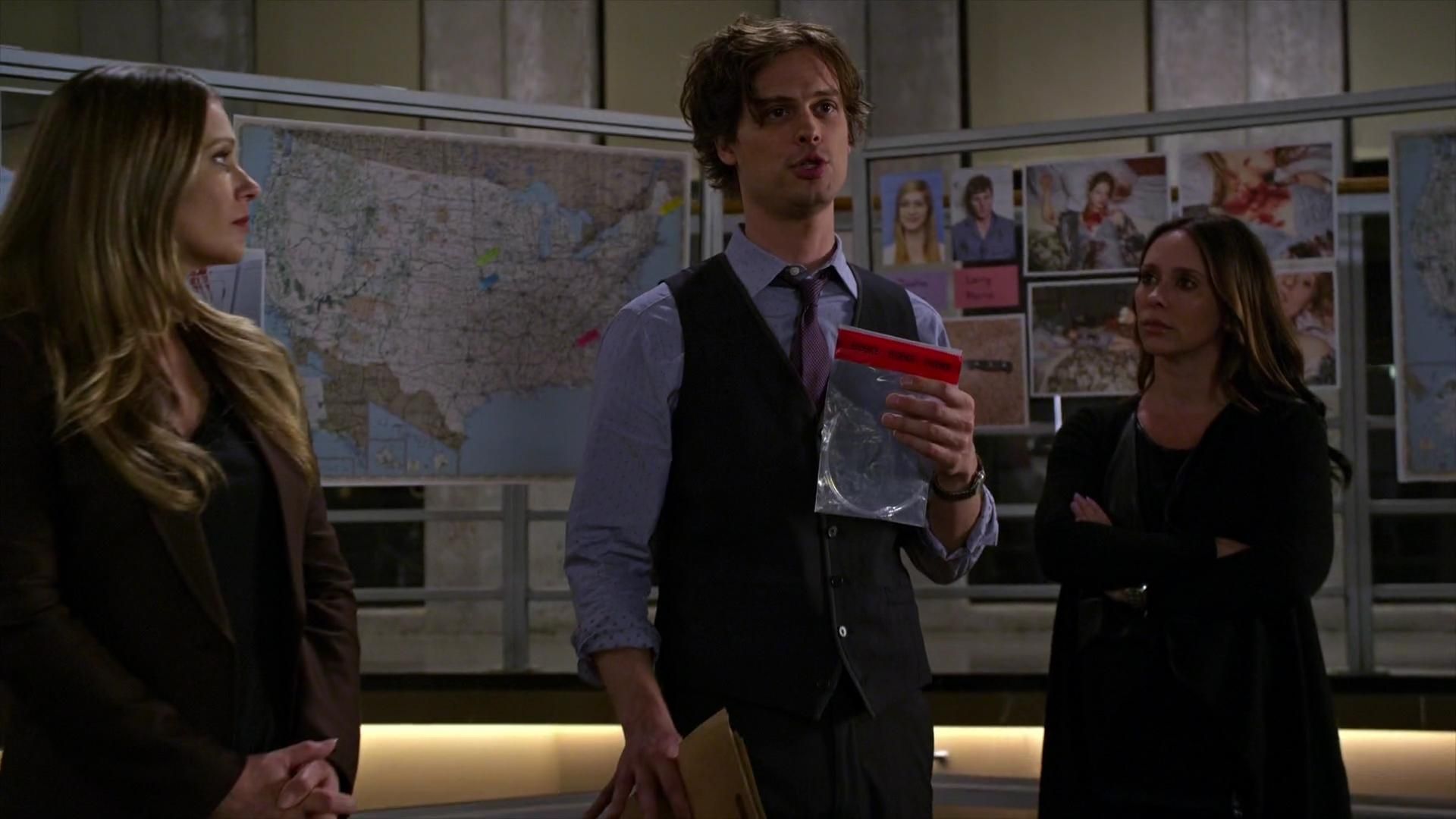 CriminalMinds-S10E21_026.jpg