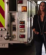 9-1-1-S02E18-084.jpg