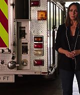 9-1-1-S02E18-087.jpg