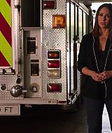 9-1-1-S02E18-088.jpg