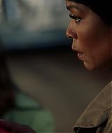 9-1-1-S03E07-069.jpg