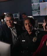 9-1-1-S07E07-368.jpg