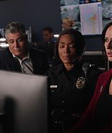 9-1-1-S07E07-370.jpg