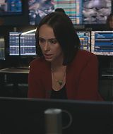 9-1-1-S08E03-009.jpg