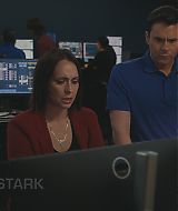 9-1-1-S08E03-027.jpg