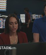 9-1-1-S08E03-029.jpg