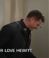 9-1-1-S08E13-002.jpg